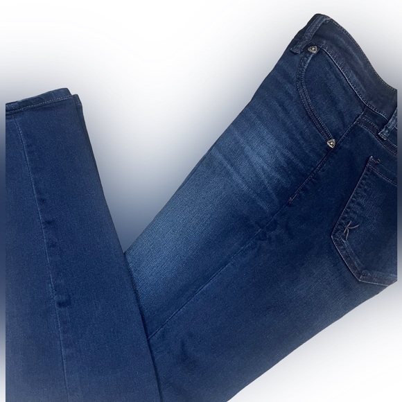 KUT skinny ankle. Size 6. Like new. - Picture 2 of 7